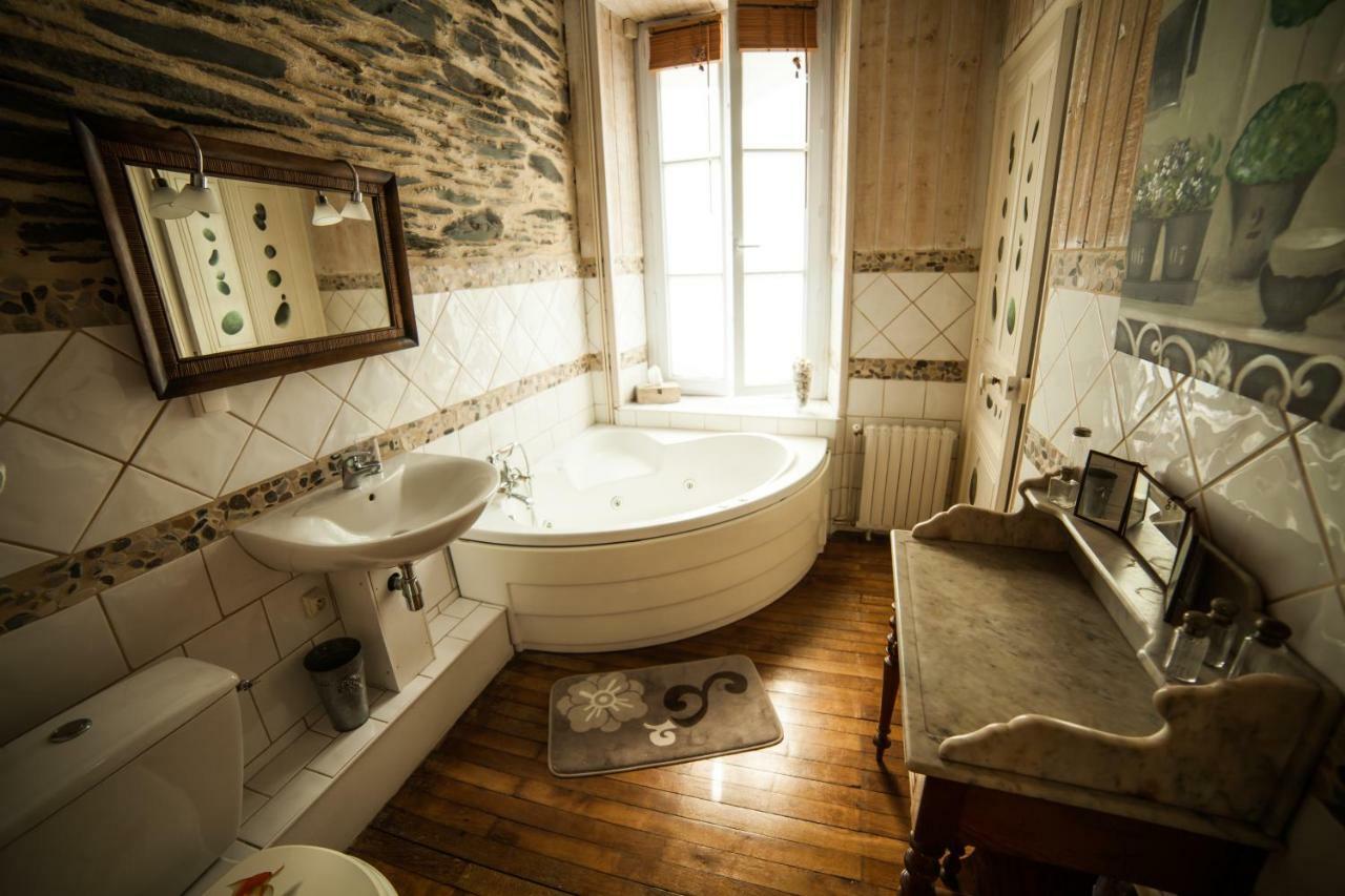 La Pause Angevine Bed & Breakfast Angers Eksteriør bilde